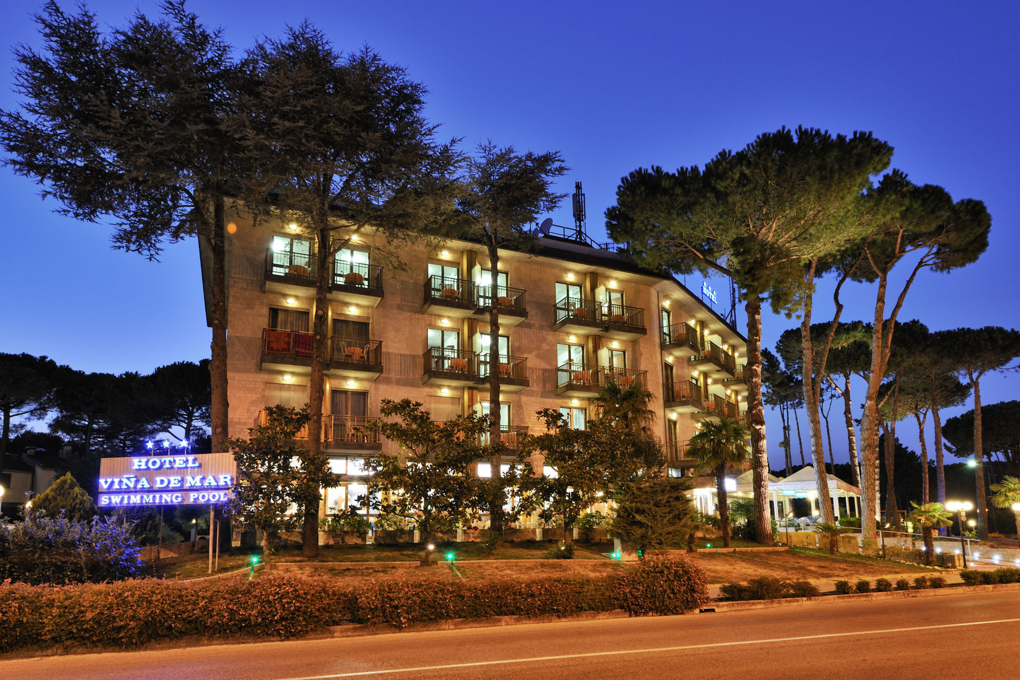 Hotel Vina De Mar Lignano Sabbiadoro Exterior foto